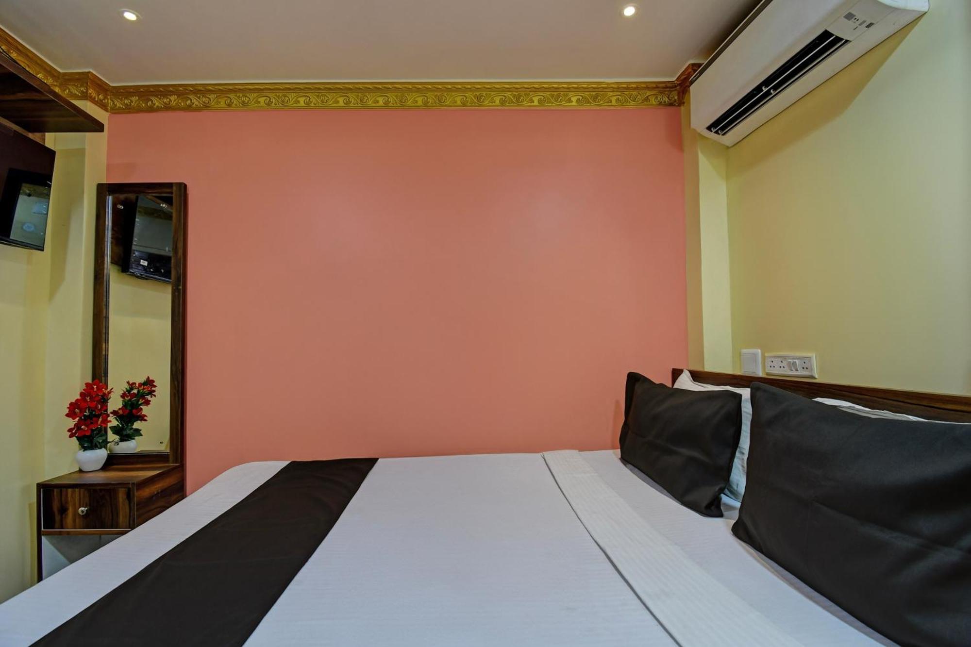 כלכותה Hotel O Star View מראה חיצוני תמונה